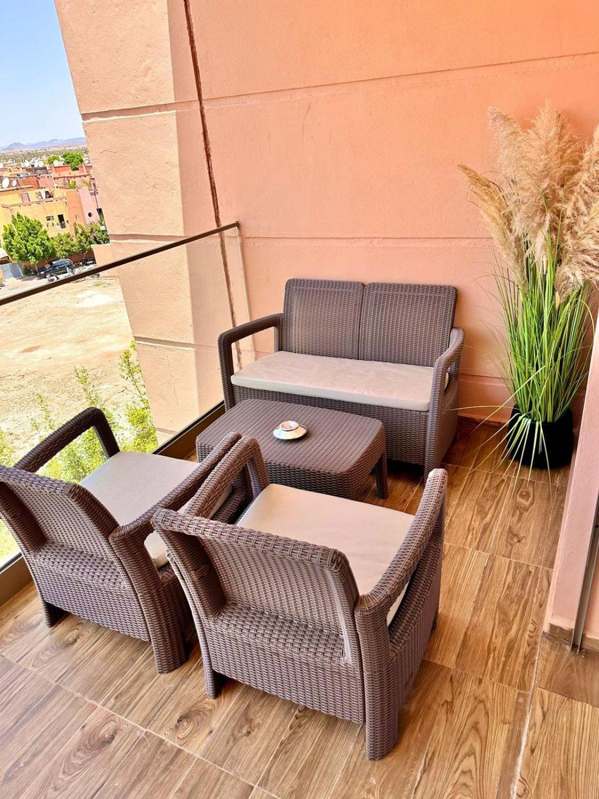 Appartement Luxueux Avec Piscine 10 Minutes Du Centre Ville Marrakesh Eksteriør bilde